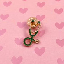 Load image into Gallery viewer, Green/Gold Stethoscope Pin