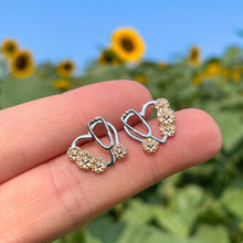 Load image into Gallery viewer, Sunflower Heart Stud Earrings